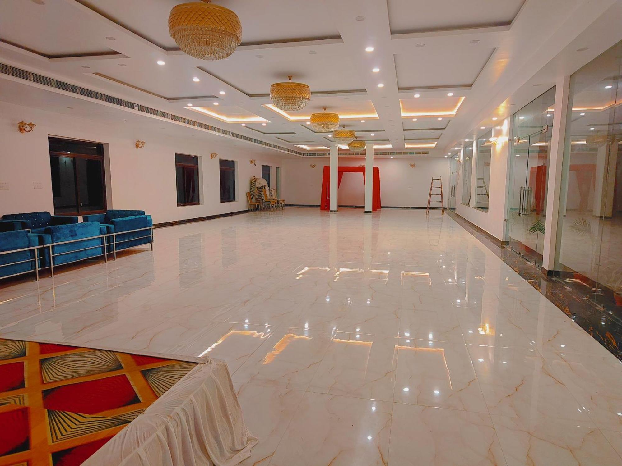 Awadh Samrat Resort Ayodhya Ngoại thất bức ảnh